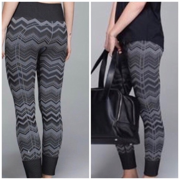 Lululemon ebb to street leggings black gray chevron size 6 - Picture 1 of 11